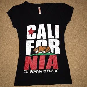 California flag design v-neck shirt